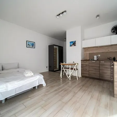 Park Skowroni Comfort By Bookinghost Apartament