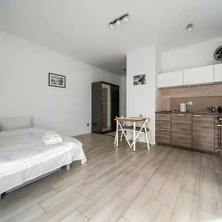 Appartement Park Skowroni Comfort By Bookinghost Wrocław